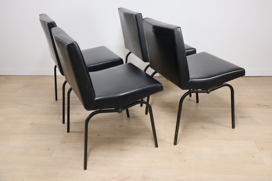 Série de 4 chaises vintage édition ZOL en skaï noir et métal, 1950