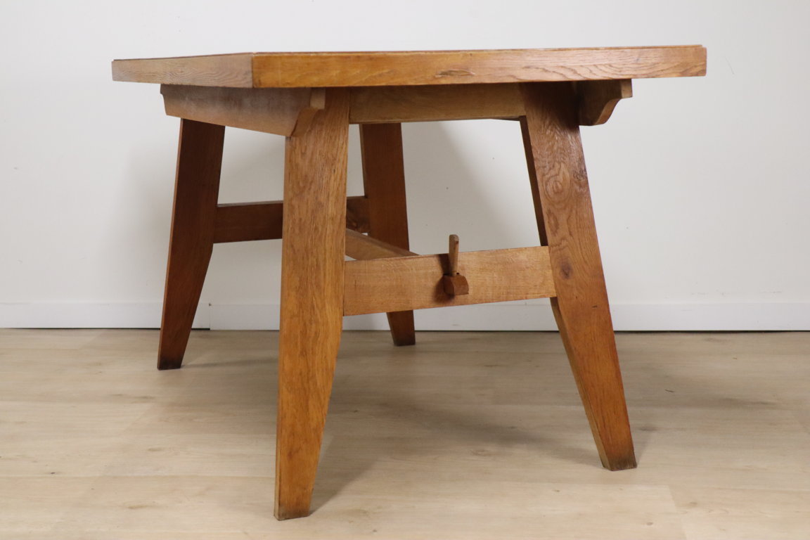 Table de repas de René Gabriel en chêne, 1950