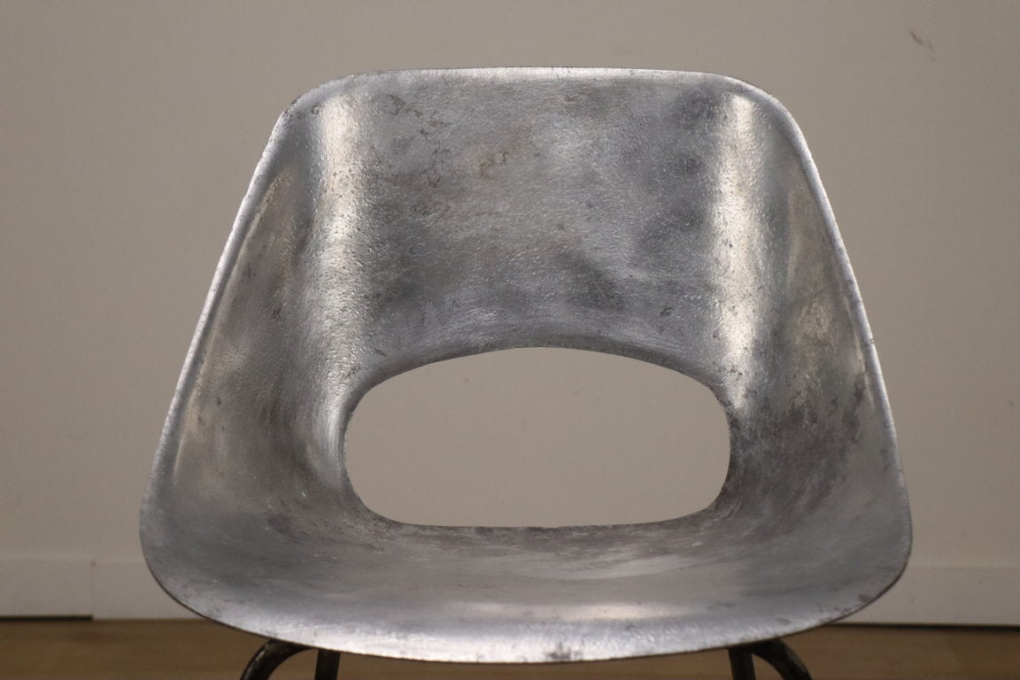 Chaise Aluminium modèle "Tulipe" de Pierre Guariche édition Steiner, 1960