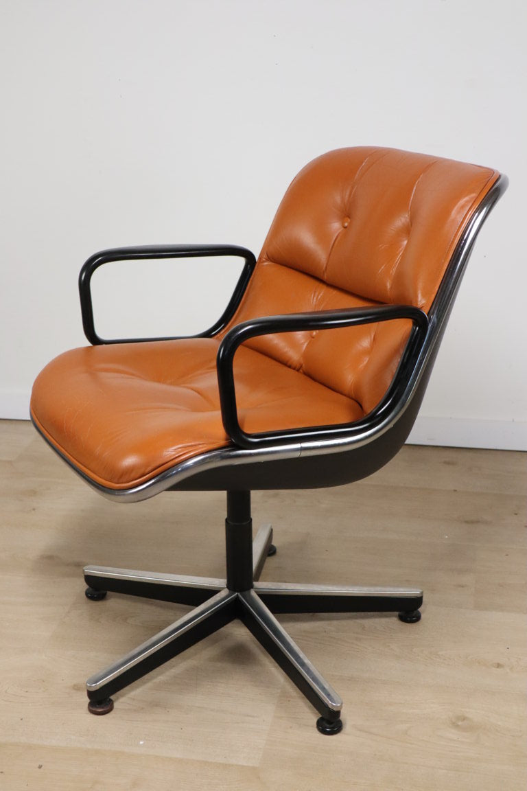 Fauteuil de bureau Charles Pollock édition Knoll en cuir, 1970