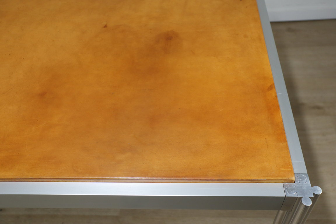 Table vintage de Georges Ciancimino en Aluminium et Cuir, 1970