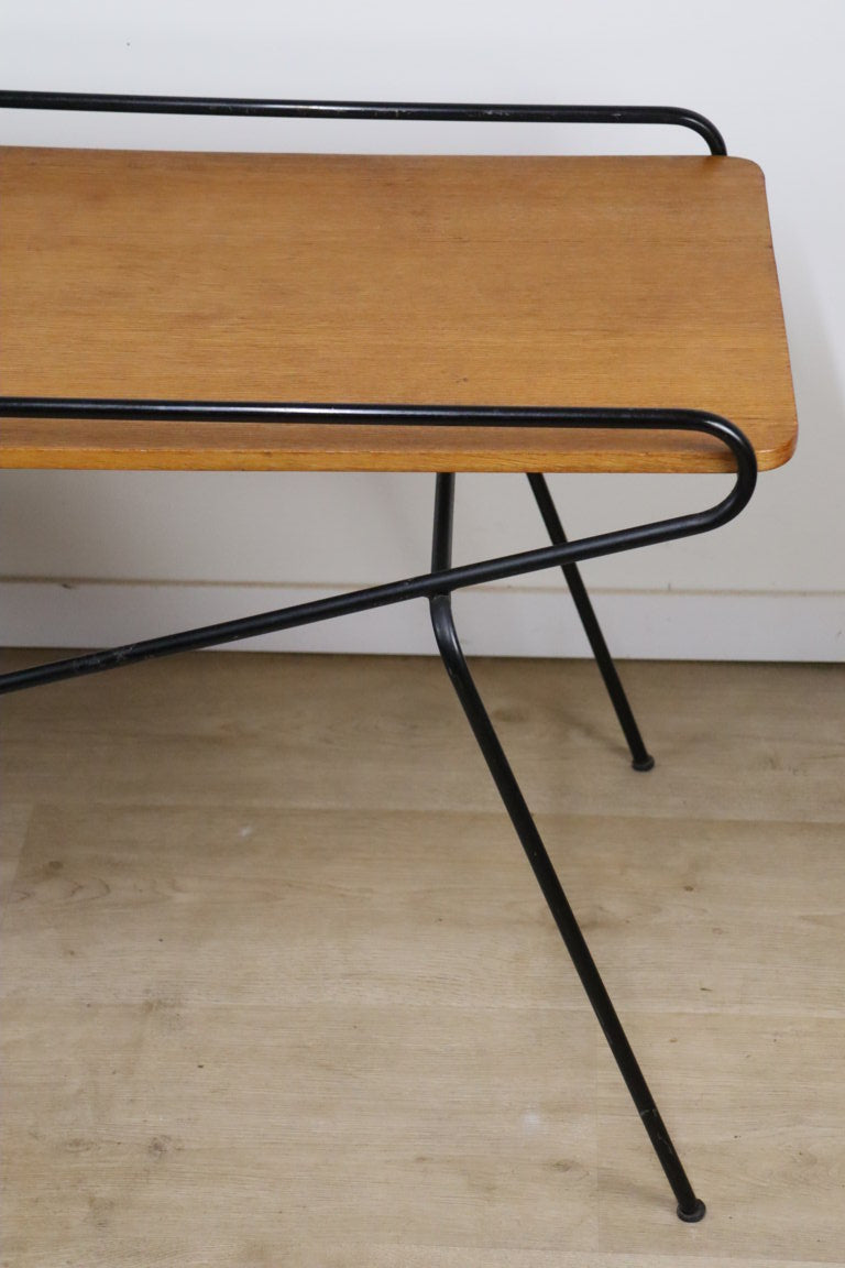 Table basse d'appoint vintage en métal laqué noir et chêne, 1950