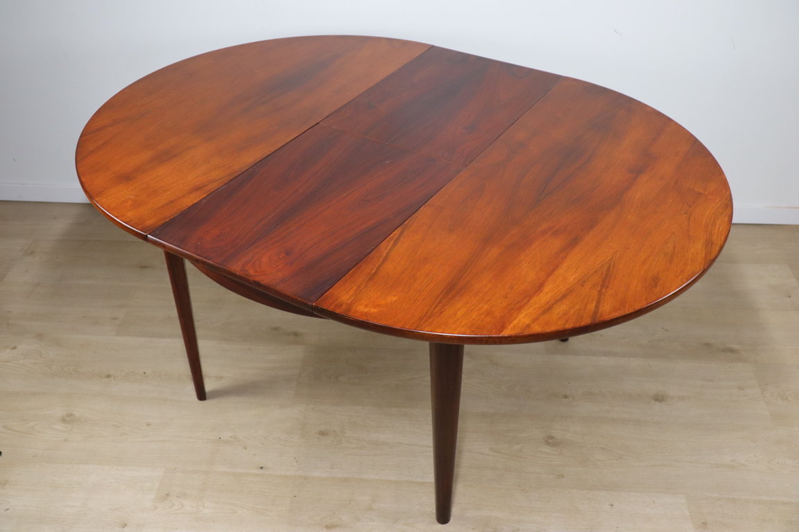 Table de repas extensible en palissandre, 1960