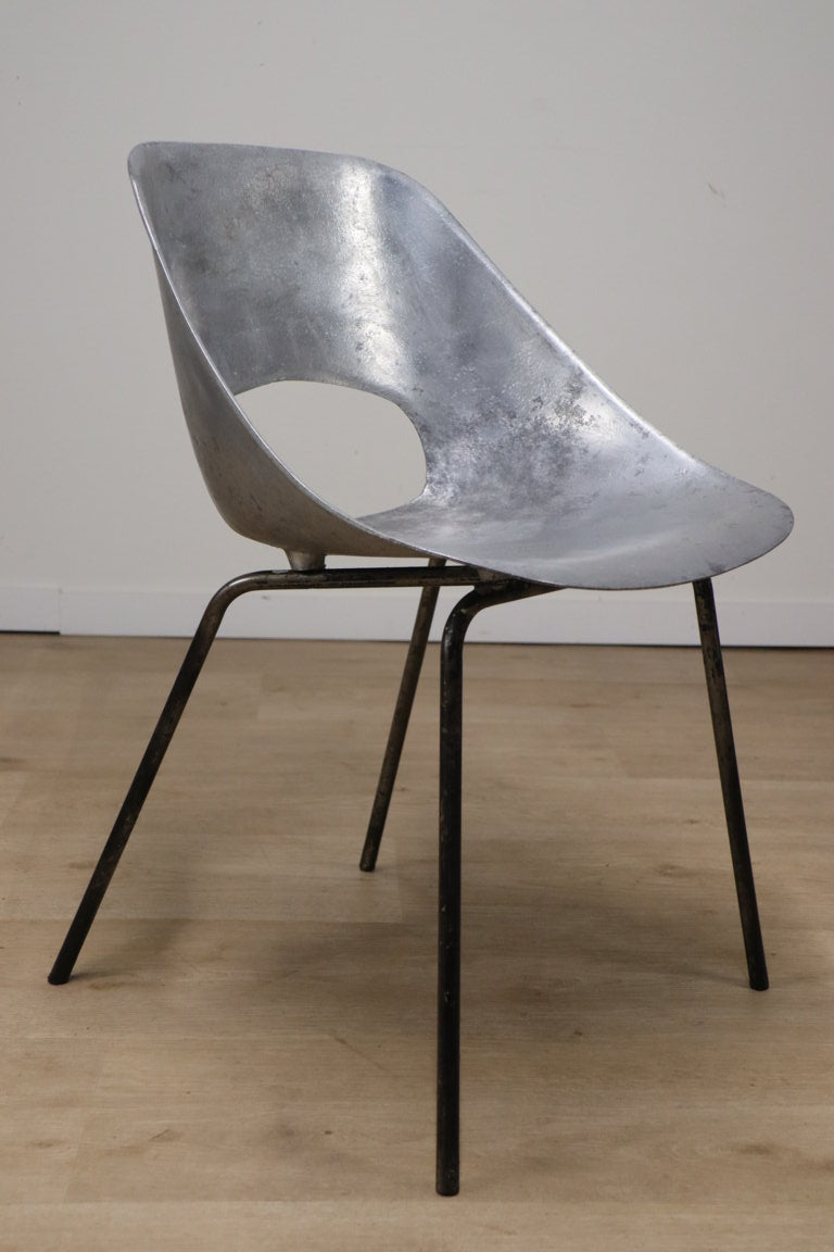 Chaise Aluminium modèle "Tulipe" de Pierre Guariche édition Steiner, 1960