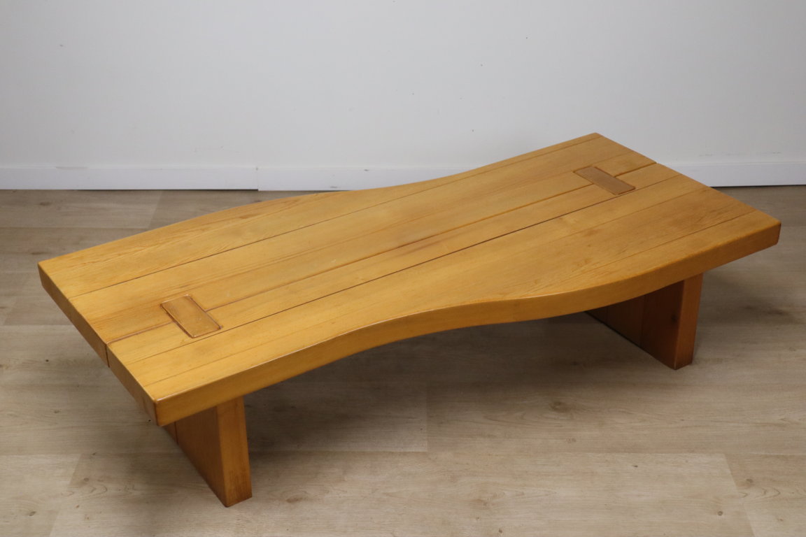 Table basse vintage édition Regain en orme massif, 1980