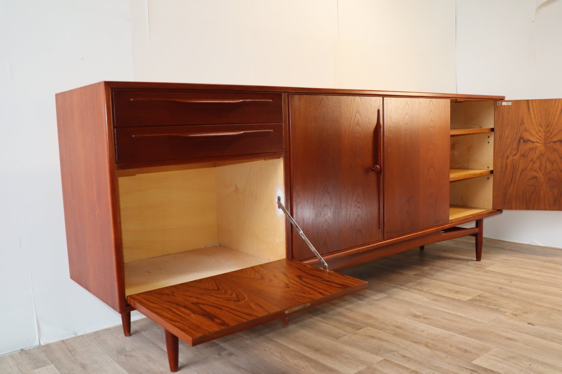 Enfilade scandinave en teck édition Swiss Teak, 1960