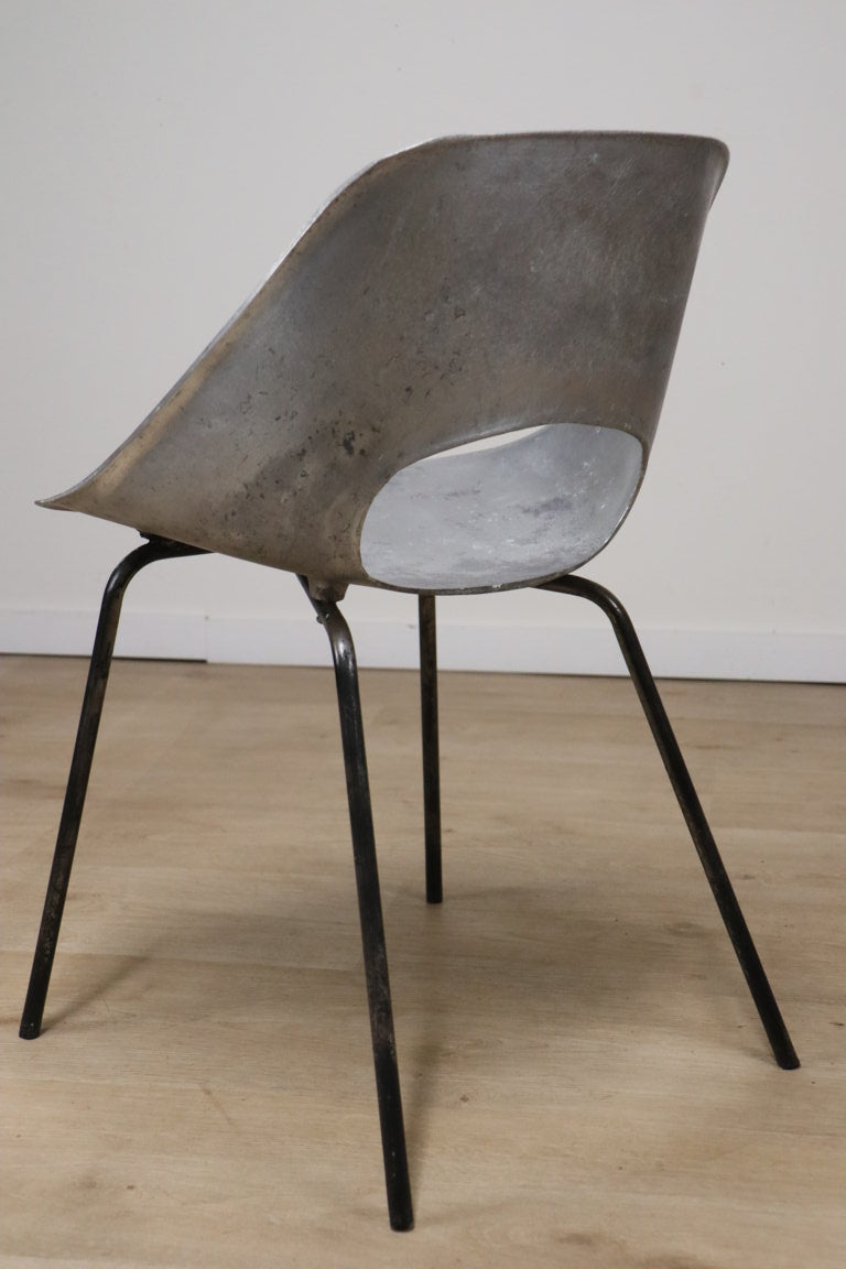 Chaise Aluminium modèle "Tulipe" de Pierre Guariche édition Steiner, 1960