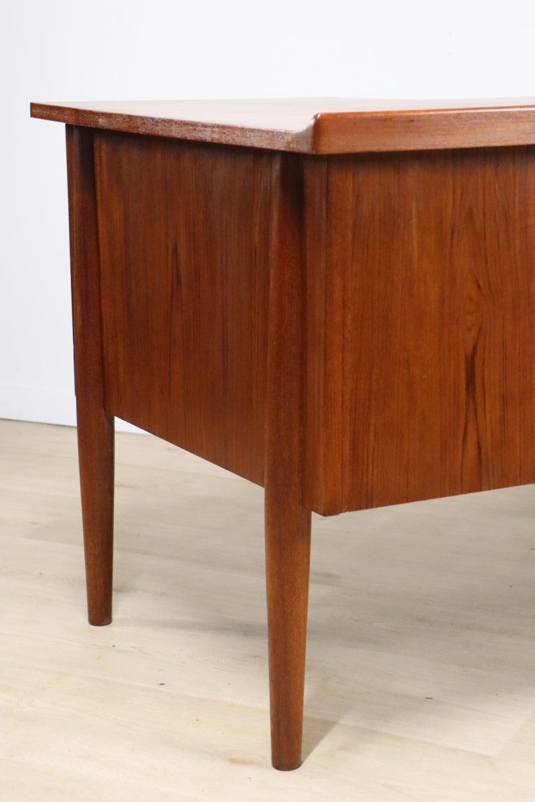 Bureau "Boomerang" Scandinave en teck, 1960