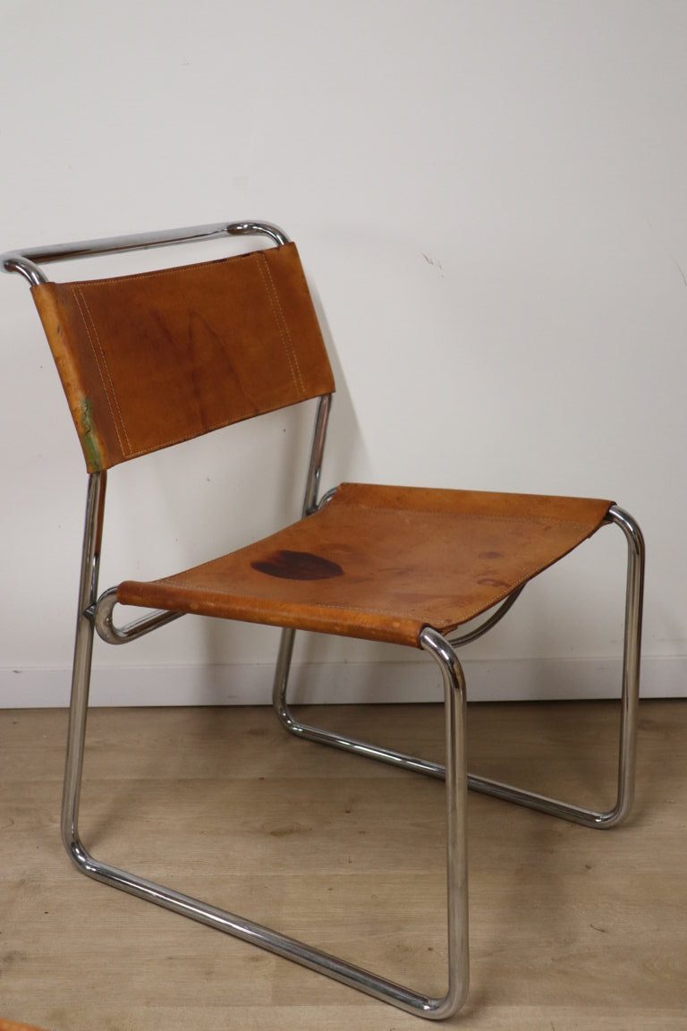 Série de 4 chaises vintage en cuir et métal chromé, 1970