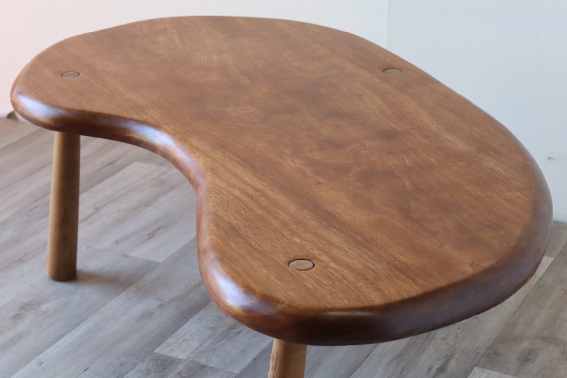 Table basse vintage "haricot" en bois massif, 1960