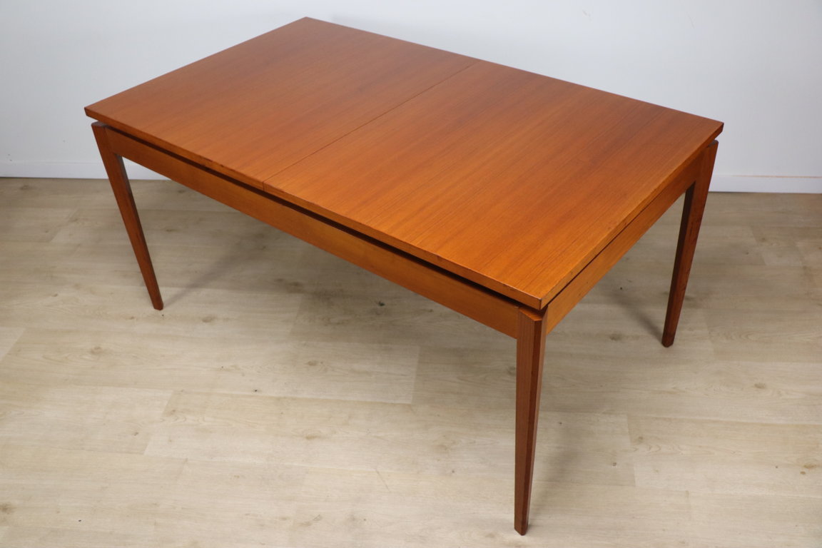 Table de repas vintage extensible en teck, 1960