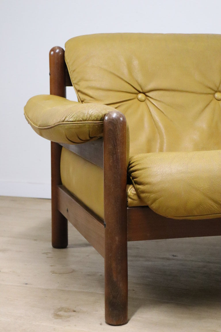 Fauteuil scandinave en cuir et hêtre, 1960