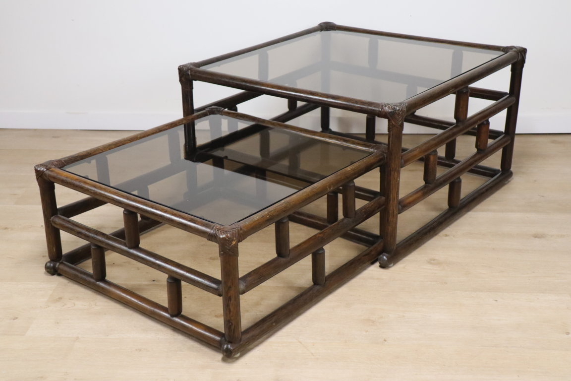 Tables basses gigogne en bambou et verre, 1970