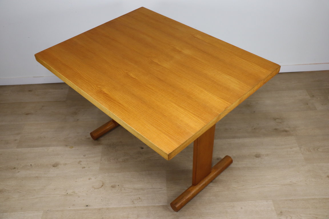 Table de repas vintage en frêne, 1960