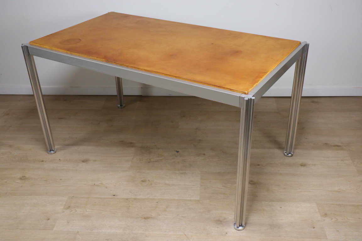 Table vintage de Georges Ciancimino en Aluminium et Cuir, 1970