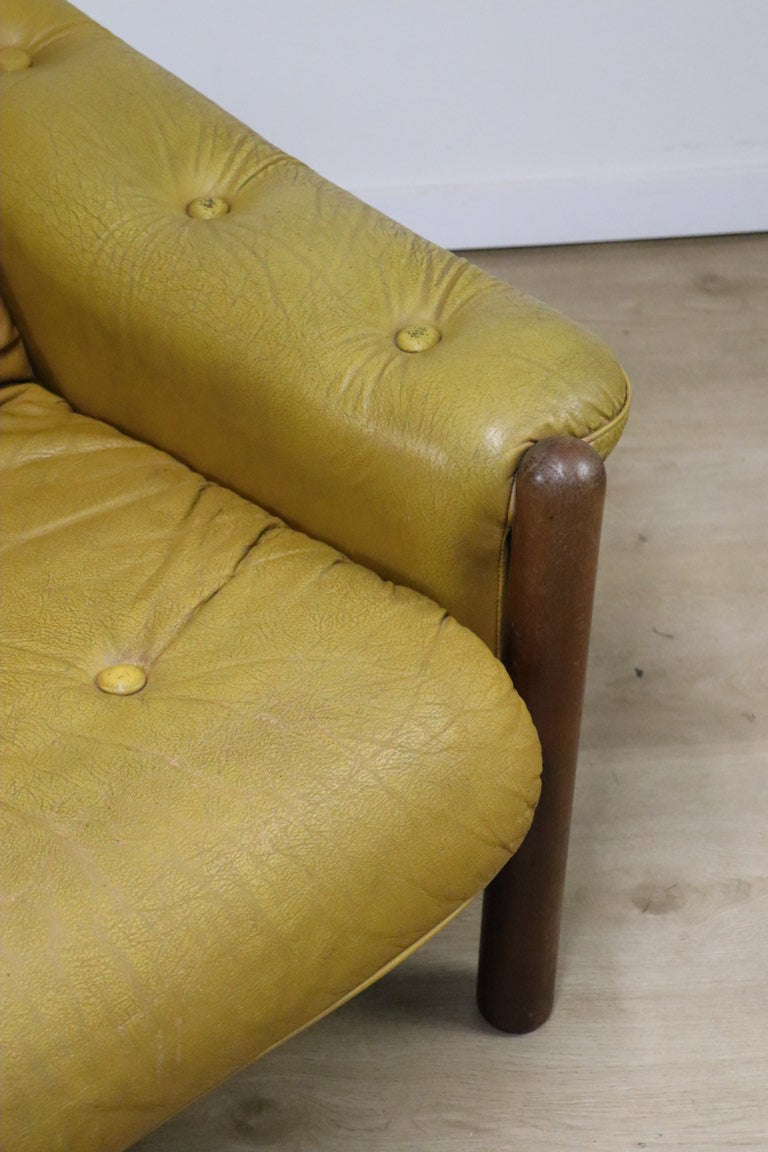 Fauteuil scandinave en cuir et hêtre, 1960