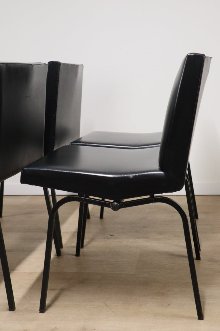 Série de 4 chaises vintage édition ZOL en skaï noir et métal, 1950