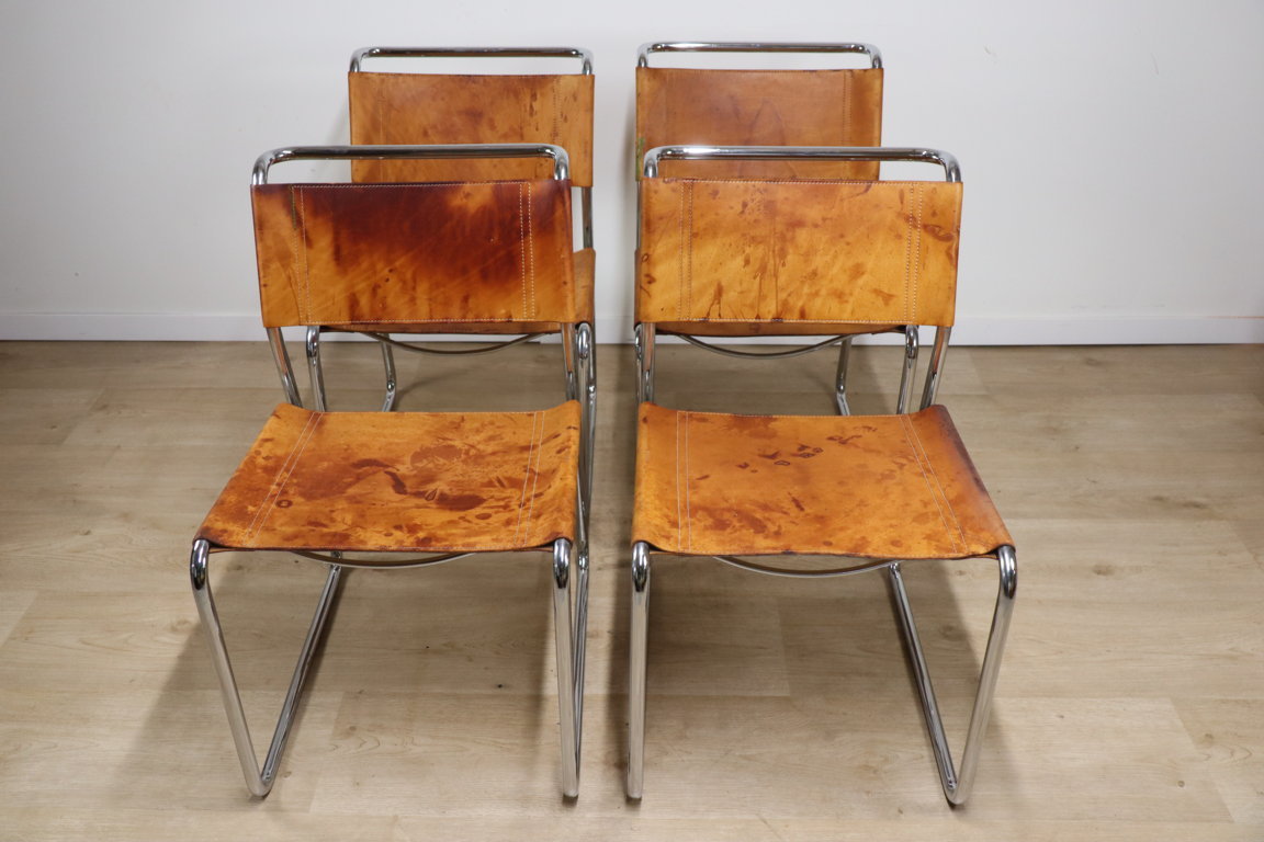 Série de 4 chaises vintage en cuir et métal chromé, 1970